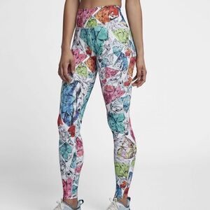 Nike Dri-FIT, Flatlock seams Power Mid Rise Training Tights Leggings size S